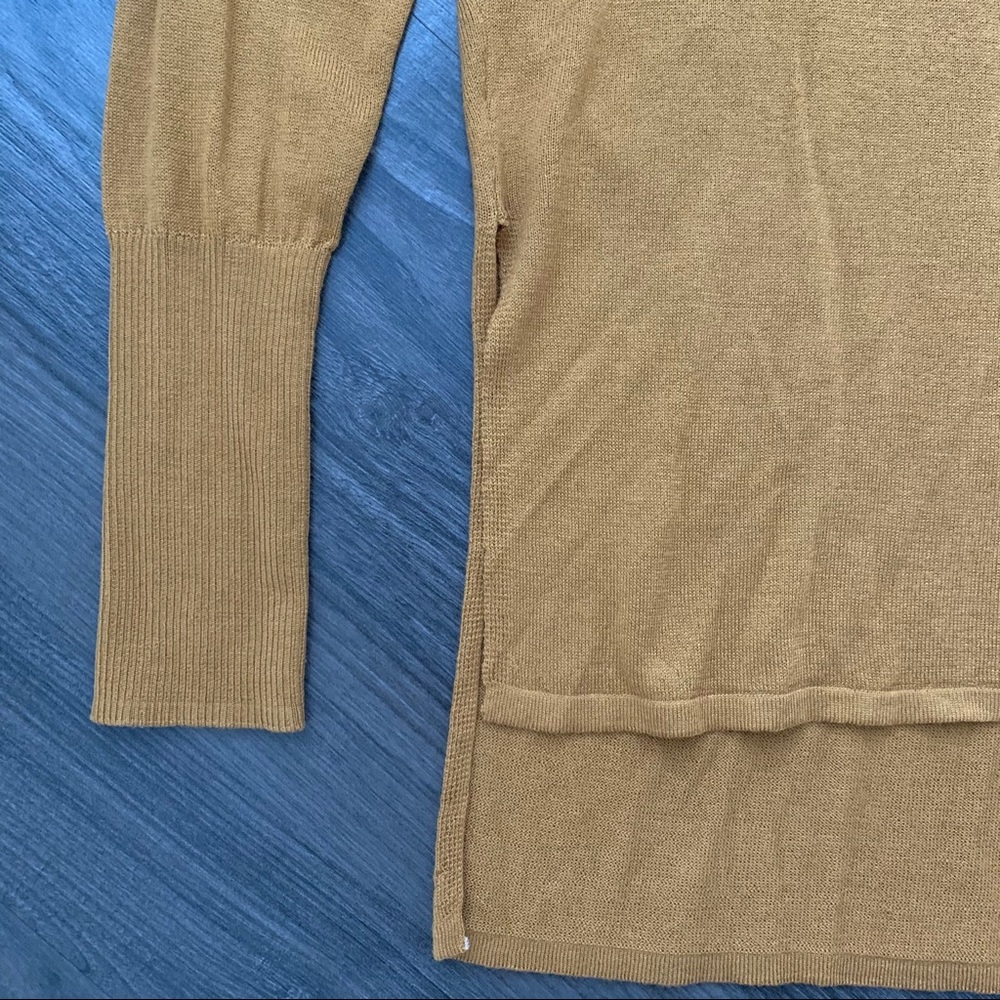 H&M Tunic - Picture 4 of 5